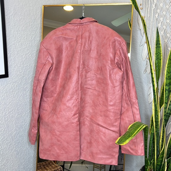 HOUSE OF CB 'Kiera' Warm Pink Vegan Leather Oversized Blazer NWOT - Picture 9 of 9